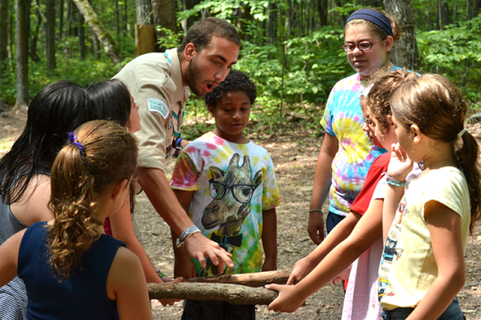 URJ Campers learn about the outdoors